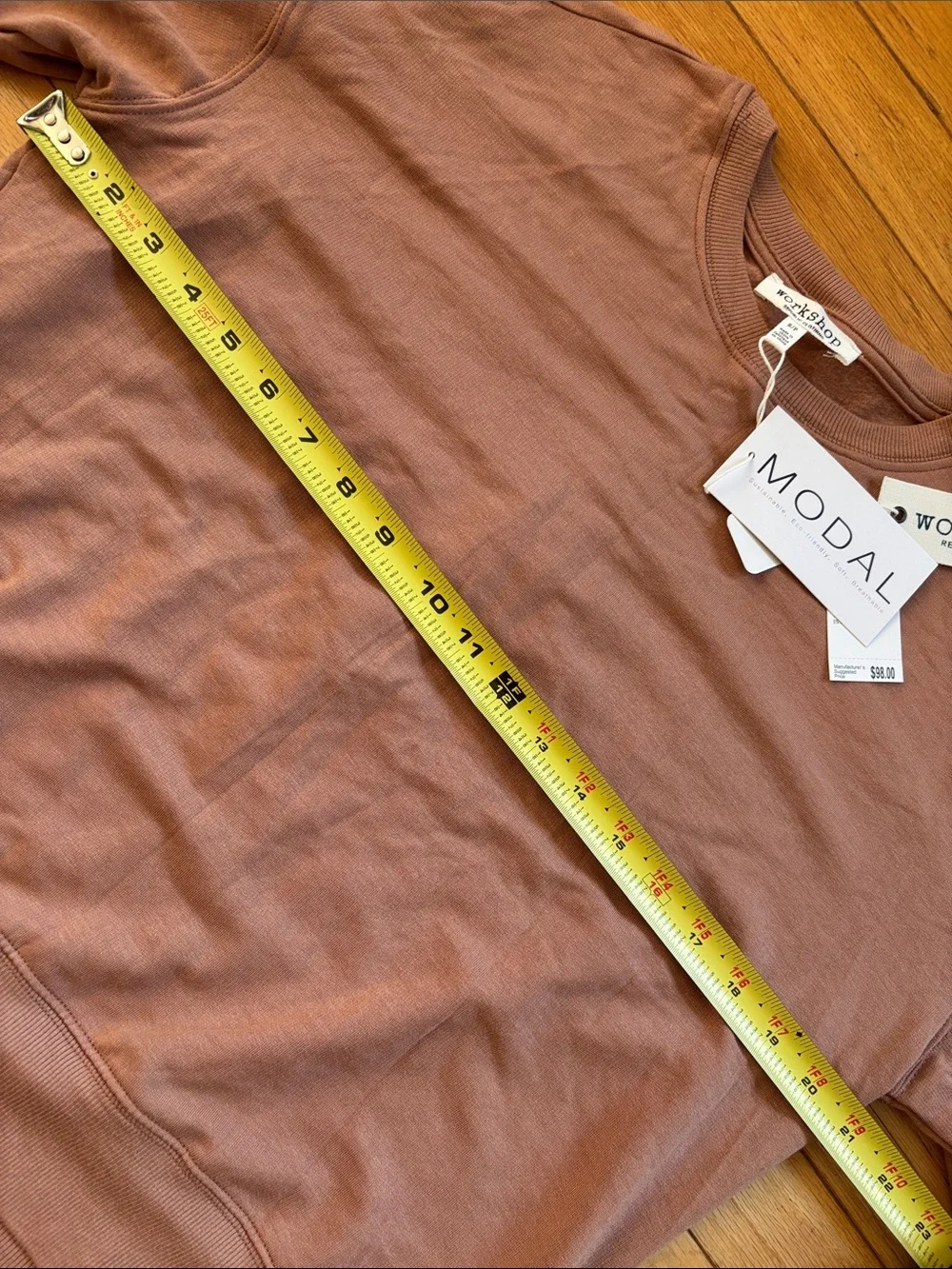 Women’s matching leisure/travel set (sweatshirt & jogger) size S NWT 2 piece